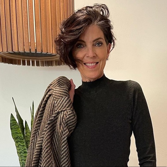 Meet your Posher, Thrifty Mc Thriftface - Picture 2 of 3